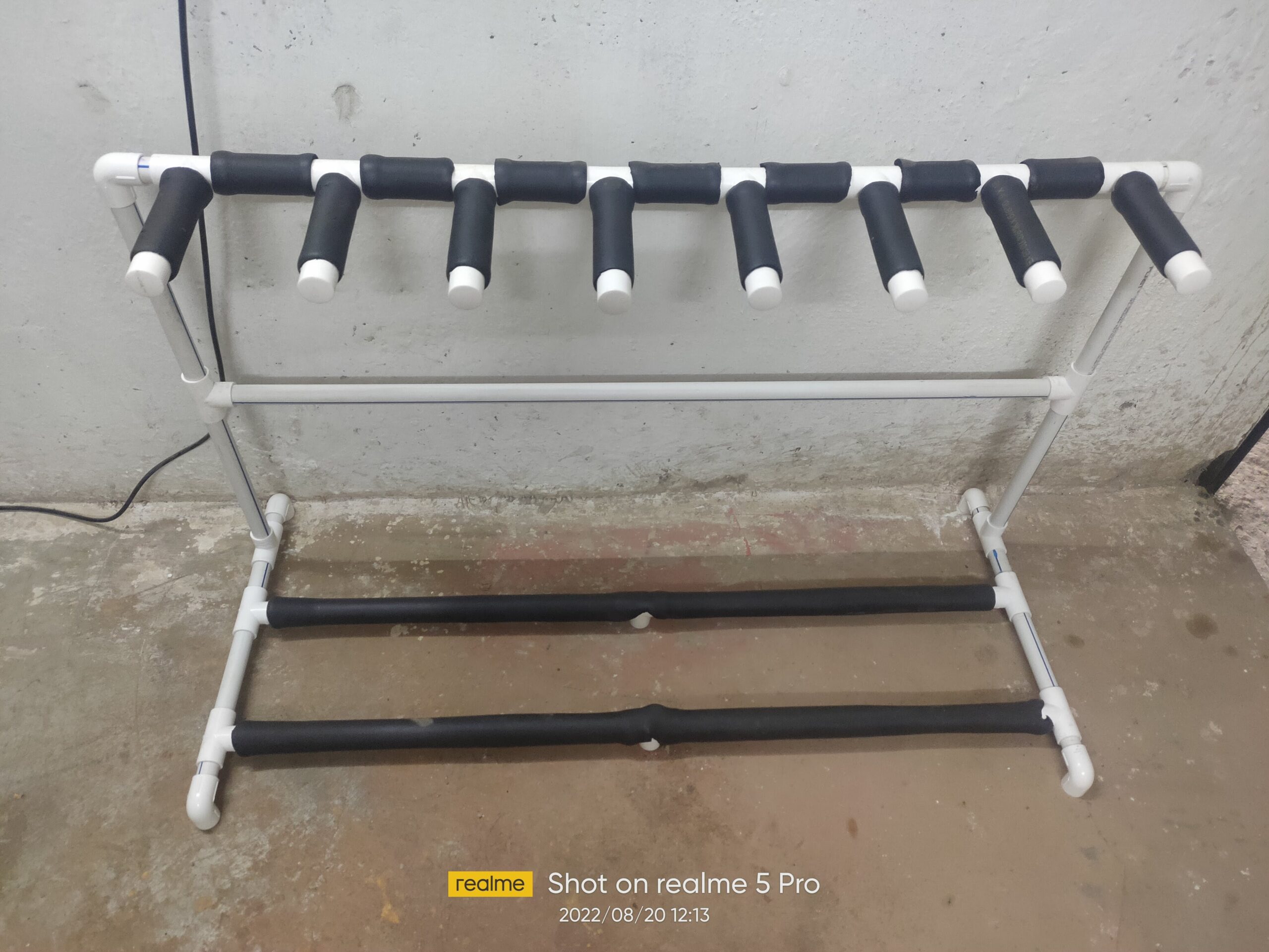 Guitar Stand DIY
