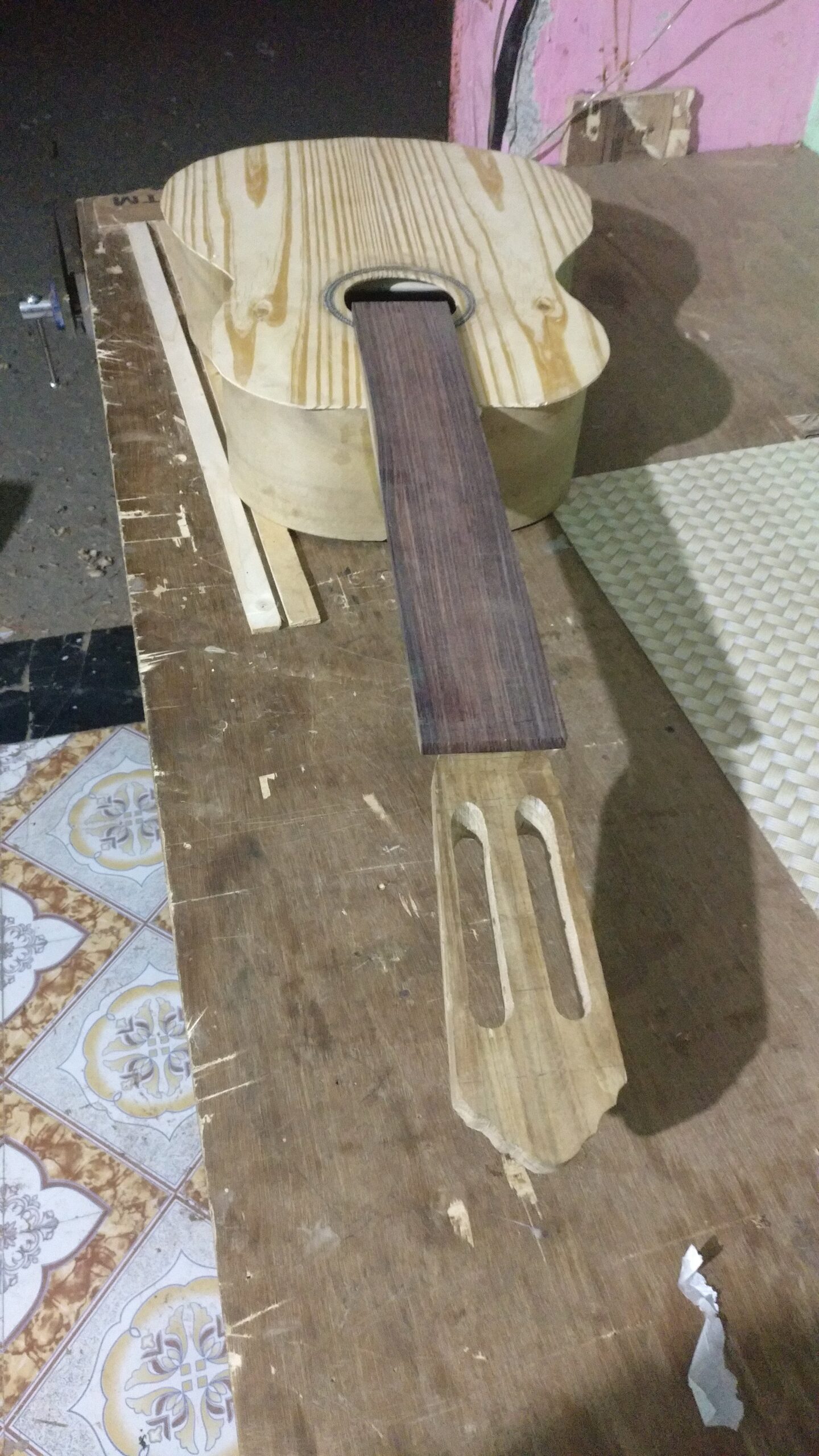 1st Guitar Neck & Fret Board